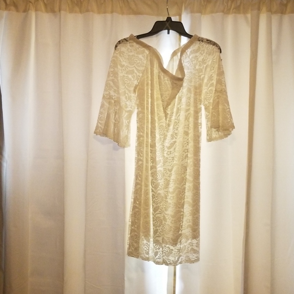 White lace off the shoulders dress